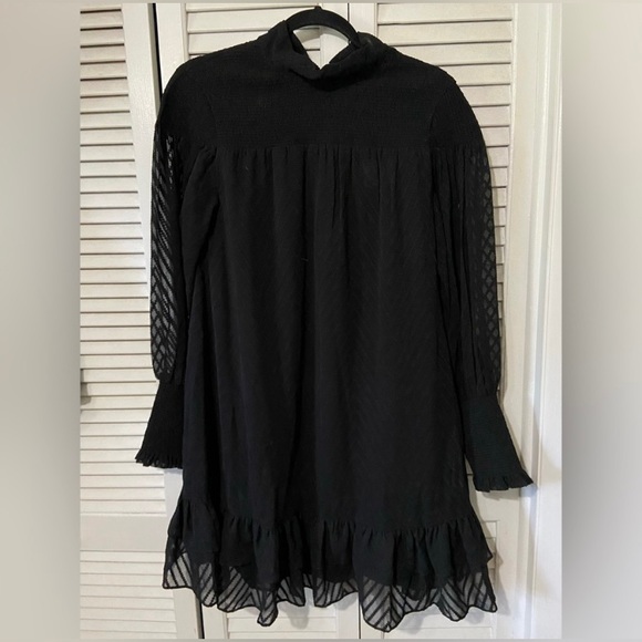 NWT Walter Baker Nessy Dress Chevron Ruffle Mock Neck in Black size Medium - Picture 4 of 10